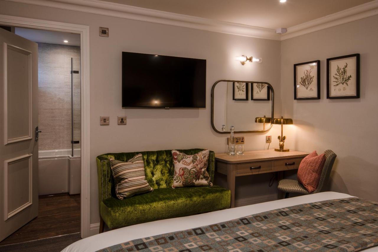 The Millstone, Mellor Hotell Blackburn  Exteriör bild A room at The Swan