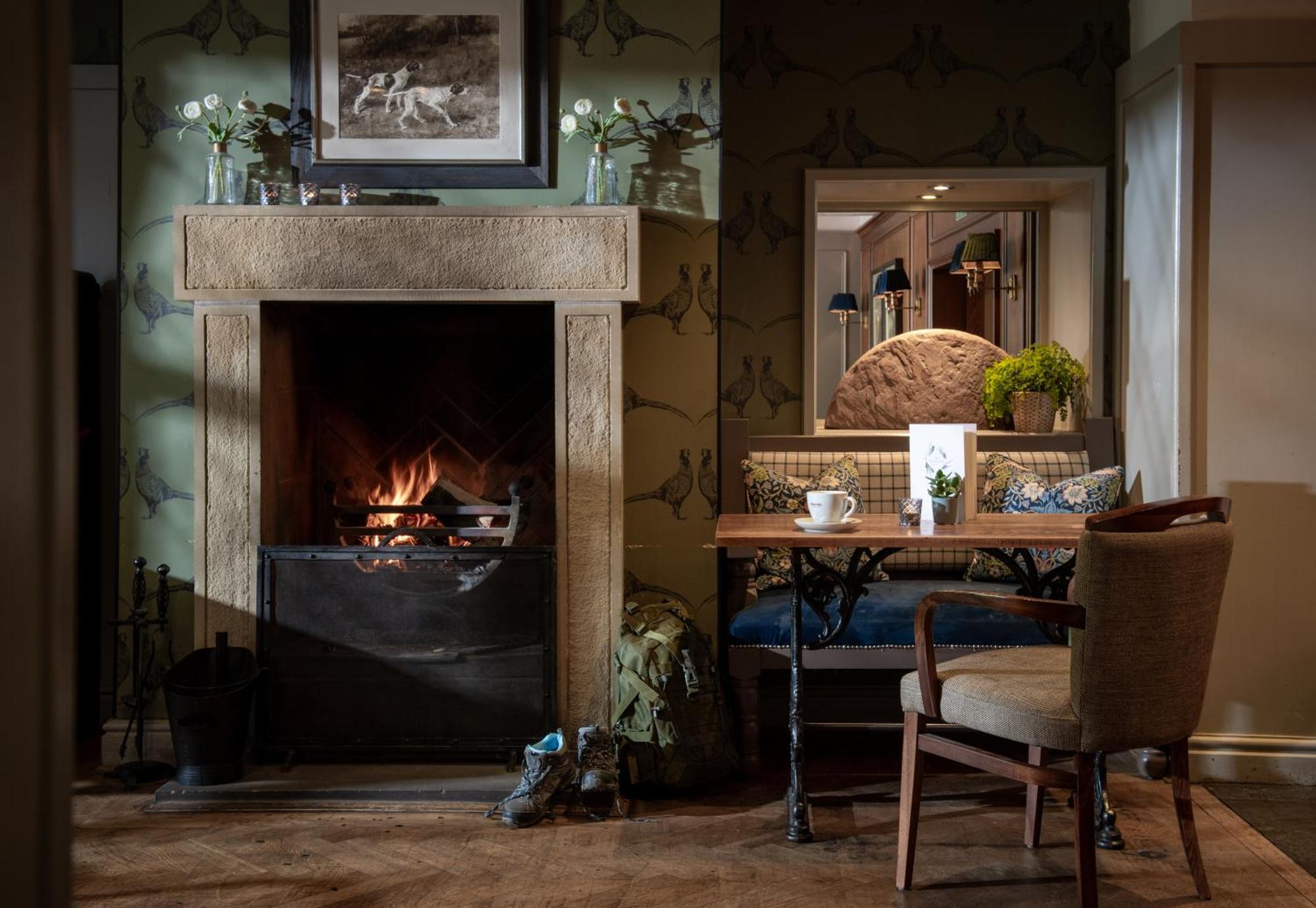 The Millstone, Mellor Hotell Blackburn  Exteriör bild The restaurant at The Old parsonage