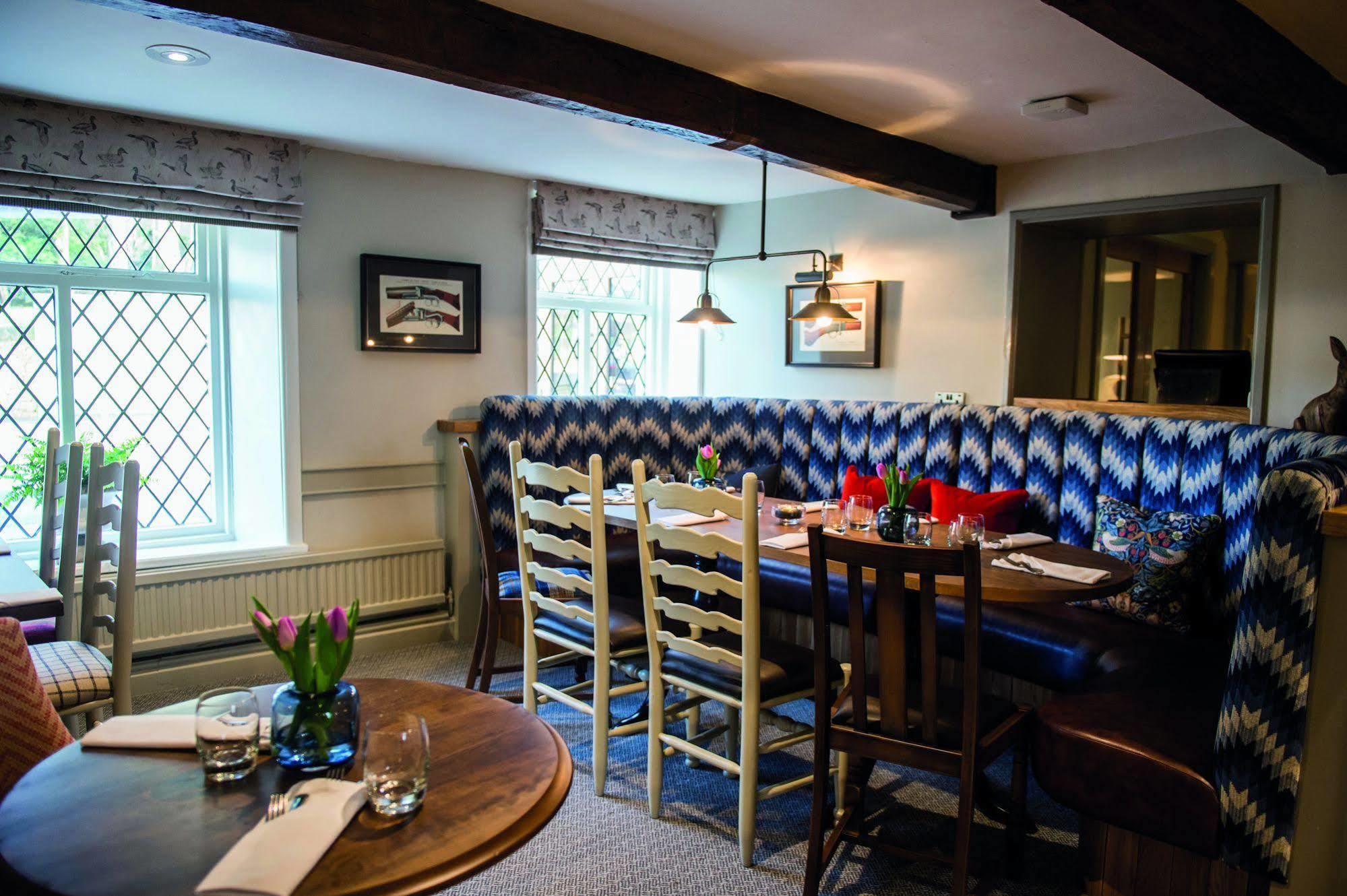 The Millstone, Mellor Hotell Blackburn  Exteriör bild The restaurant at The Old parsonage